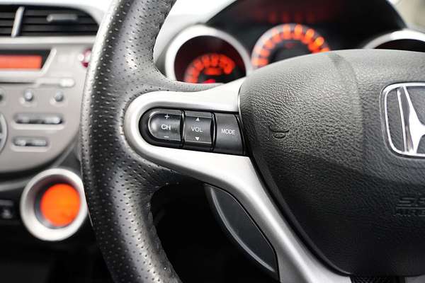2013 Honda Jazz Vibe GE