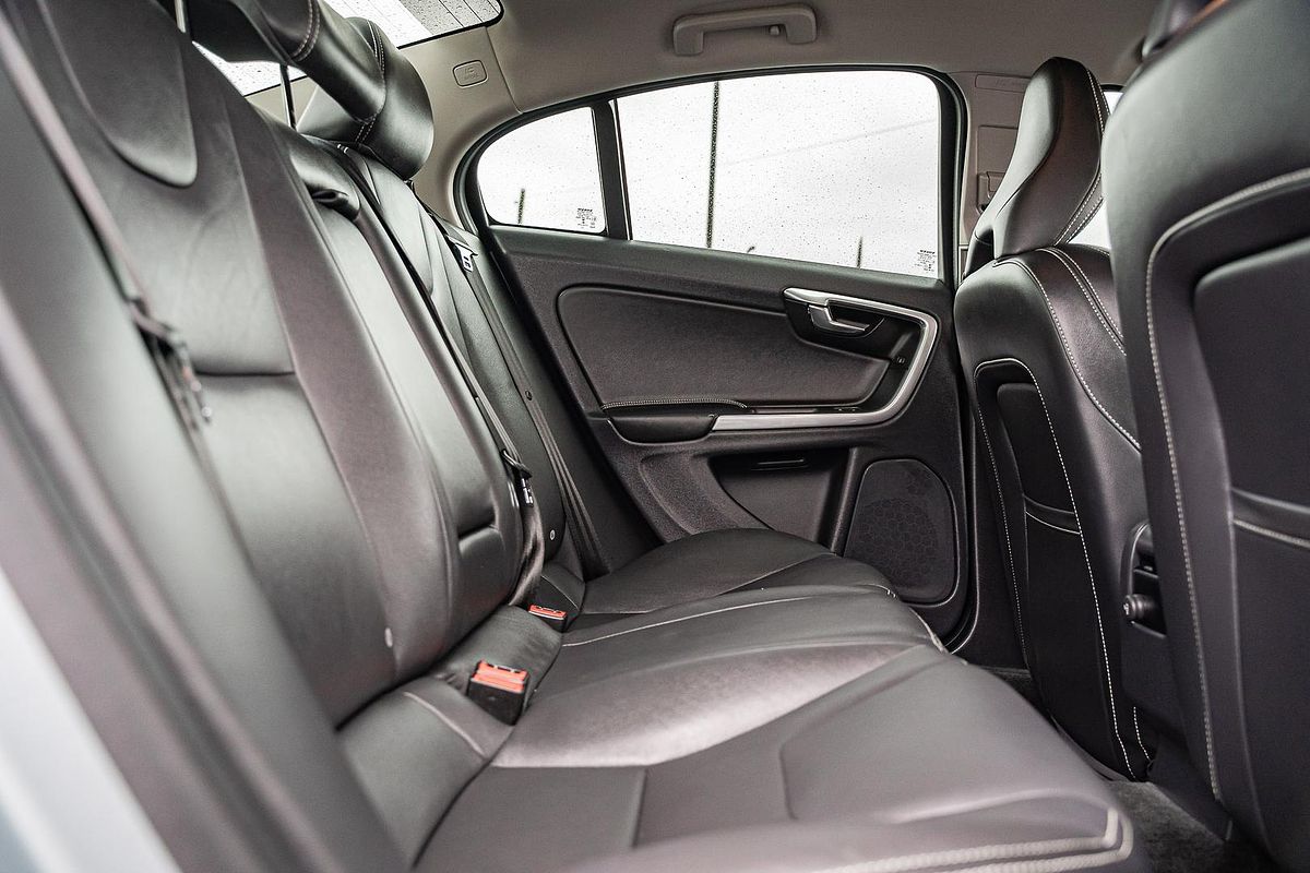2015 Volvo S60 T5 Luxury
