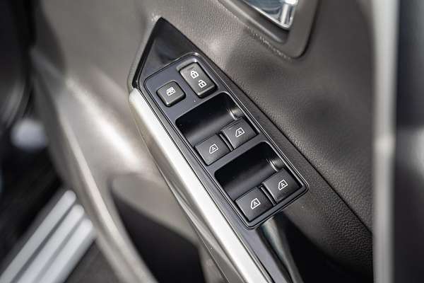 2022 Mitsubishi Pajero Sport GSR QF