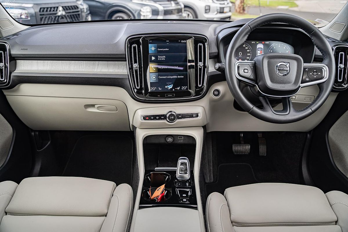 2021 Volvo XC40 T4 Inscription