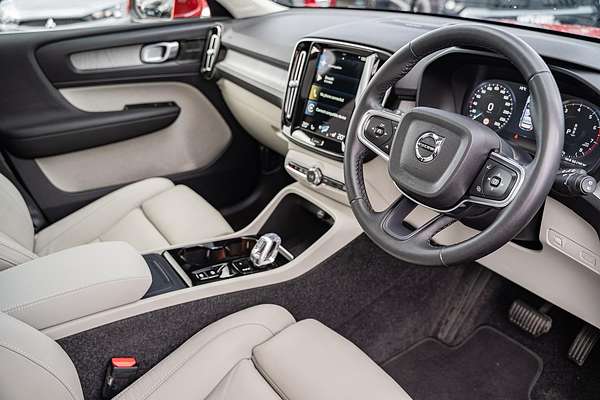 2021 Volvo XC40 T4 Inscription