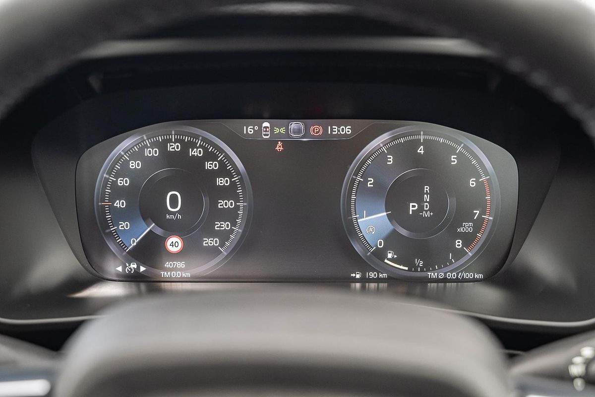 2021 Volvo XC40 T4 Inscription