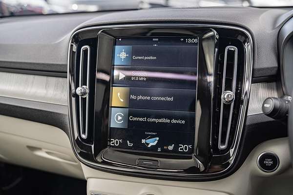 2021 Volvo XC40 T4 Inscription