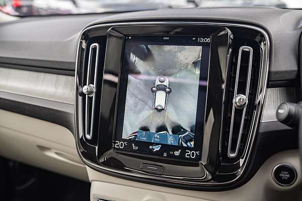 2021 Volvo XC40 T4 Inscription