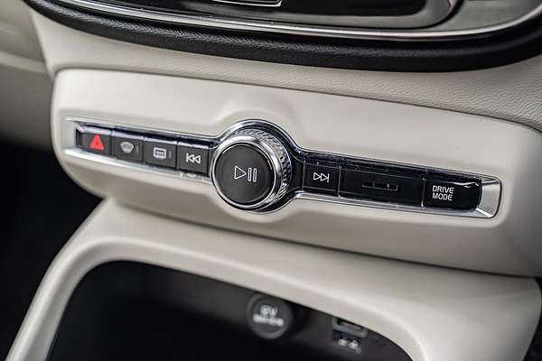 2021 Volvo XC40 T4 Inscription