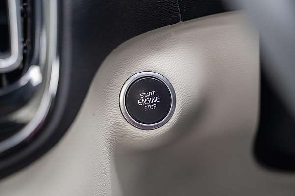 2021 Volvo XC40 T4 Inscription