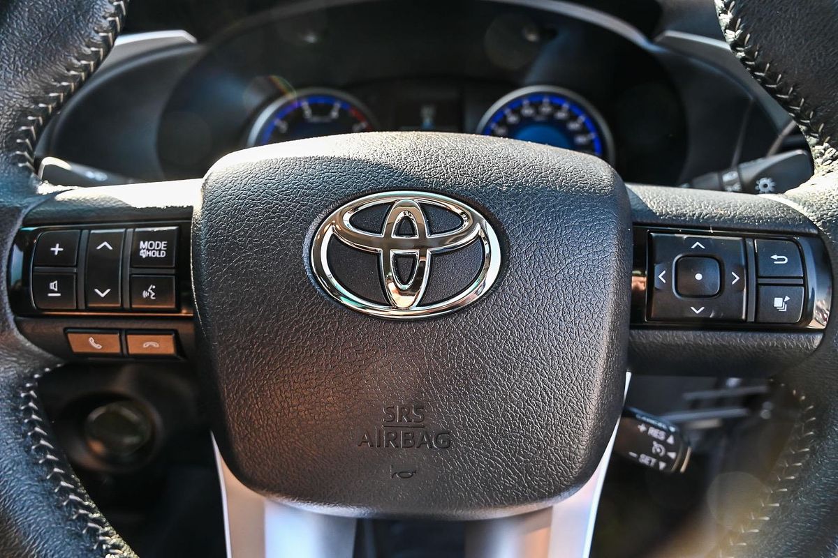 2016 Toyota Hilux SR5 GUN126R 4X4