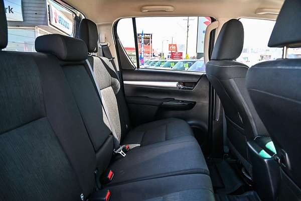 2016 Toyota Hilux SR5 GUN126R 4X4