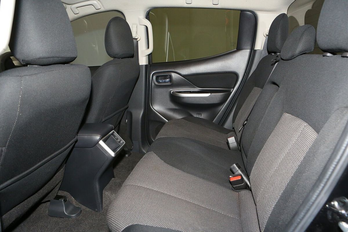 2020 Mitsubishi Triton GLS MR 4X4