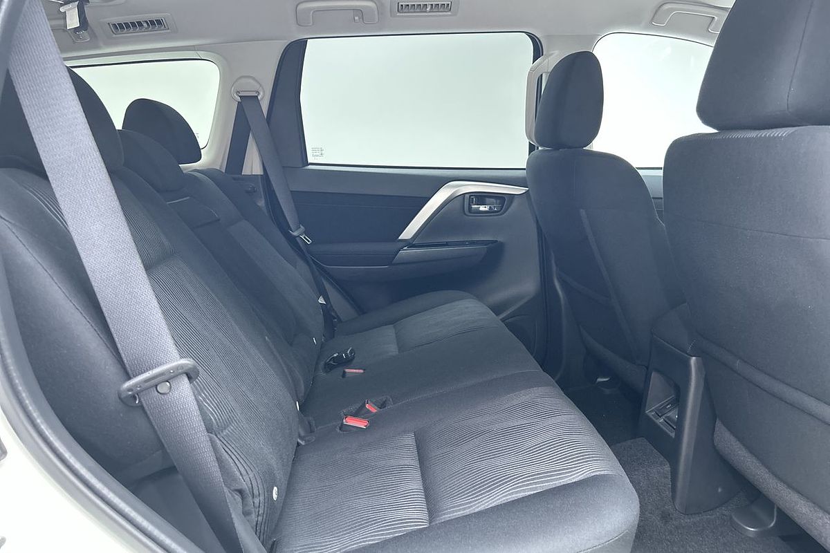 2024 Mitsubishi Pajero Sport GLS QG