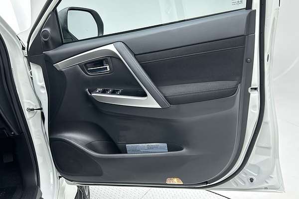 2024 Mitsubishi Pajero Sport GLS QG