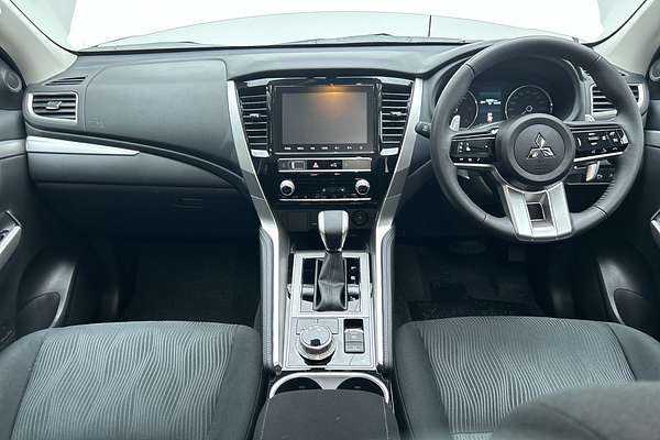 2024 Mitsubishi Pajero Sport GLS QG