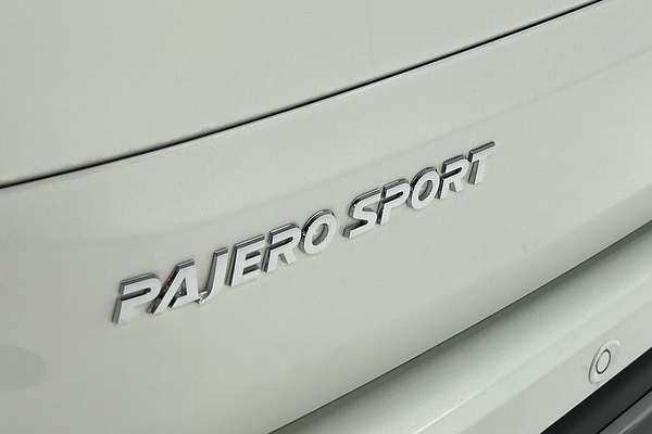 2024 Mitsubishi Pajero Sport GLS QG