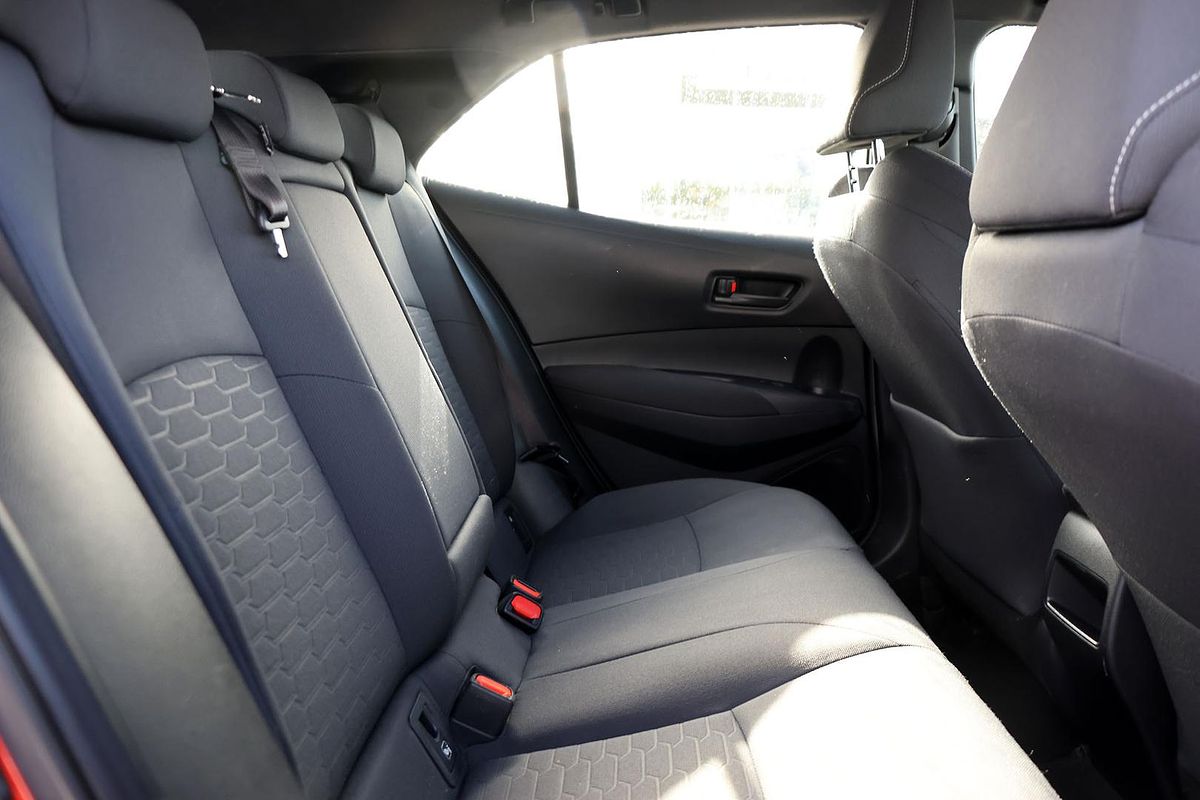 2018 Toyota Corolla Ascent Sport ZRE182R