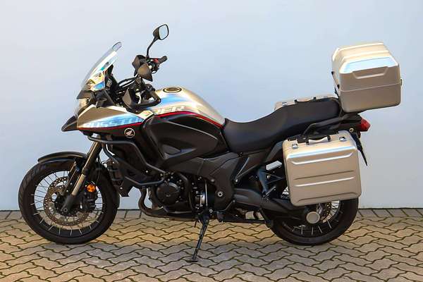 2015 Honda VFR1200X CROSST OURER