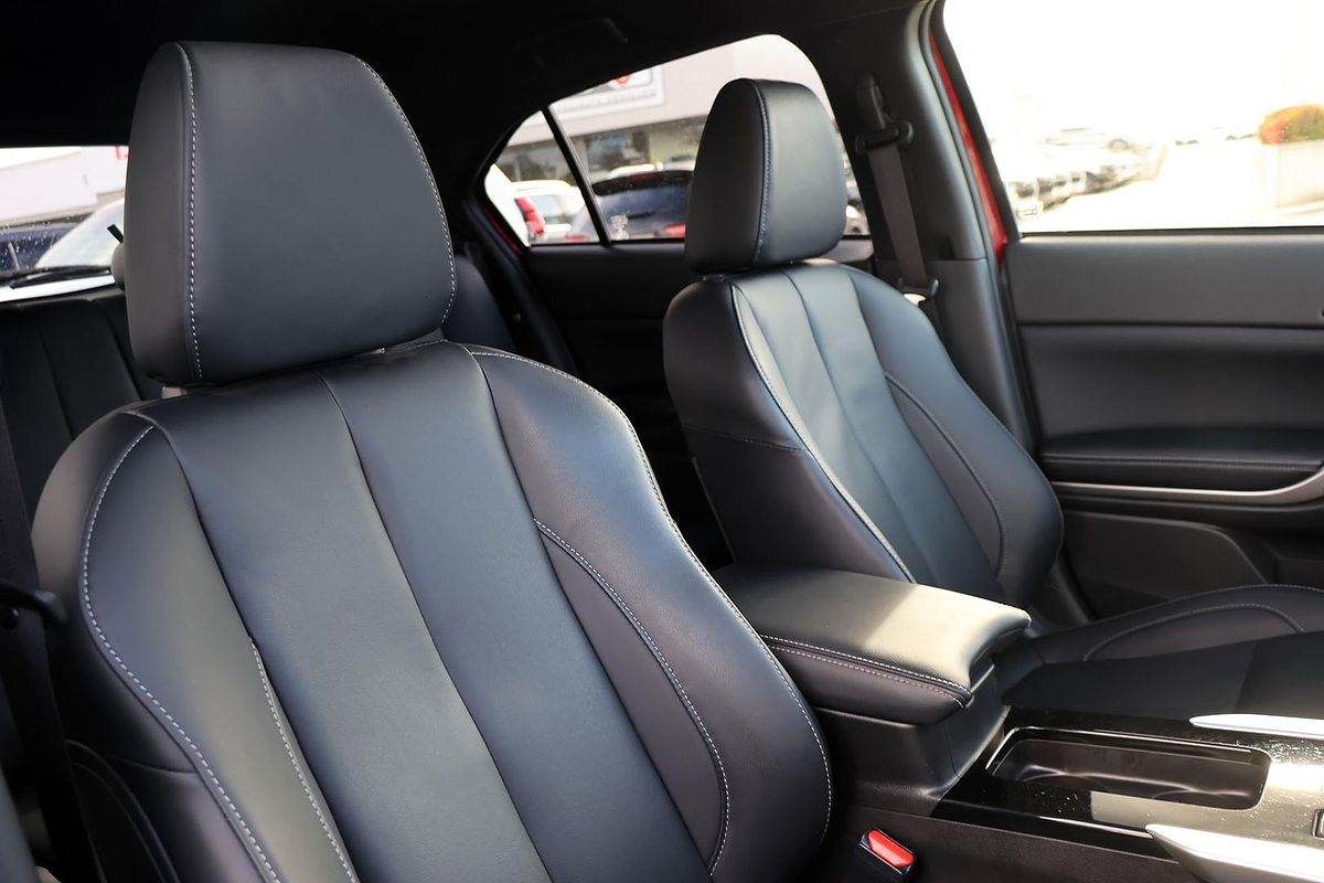 2024 Mitsubishi Eclipse Cross Exceed YB