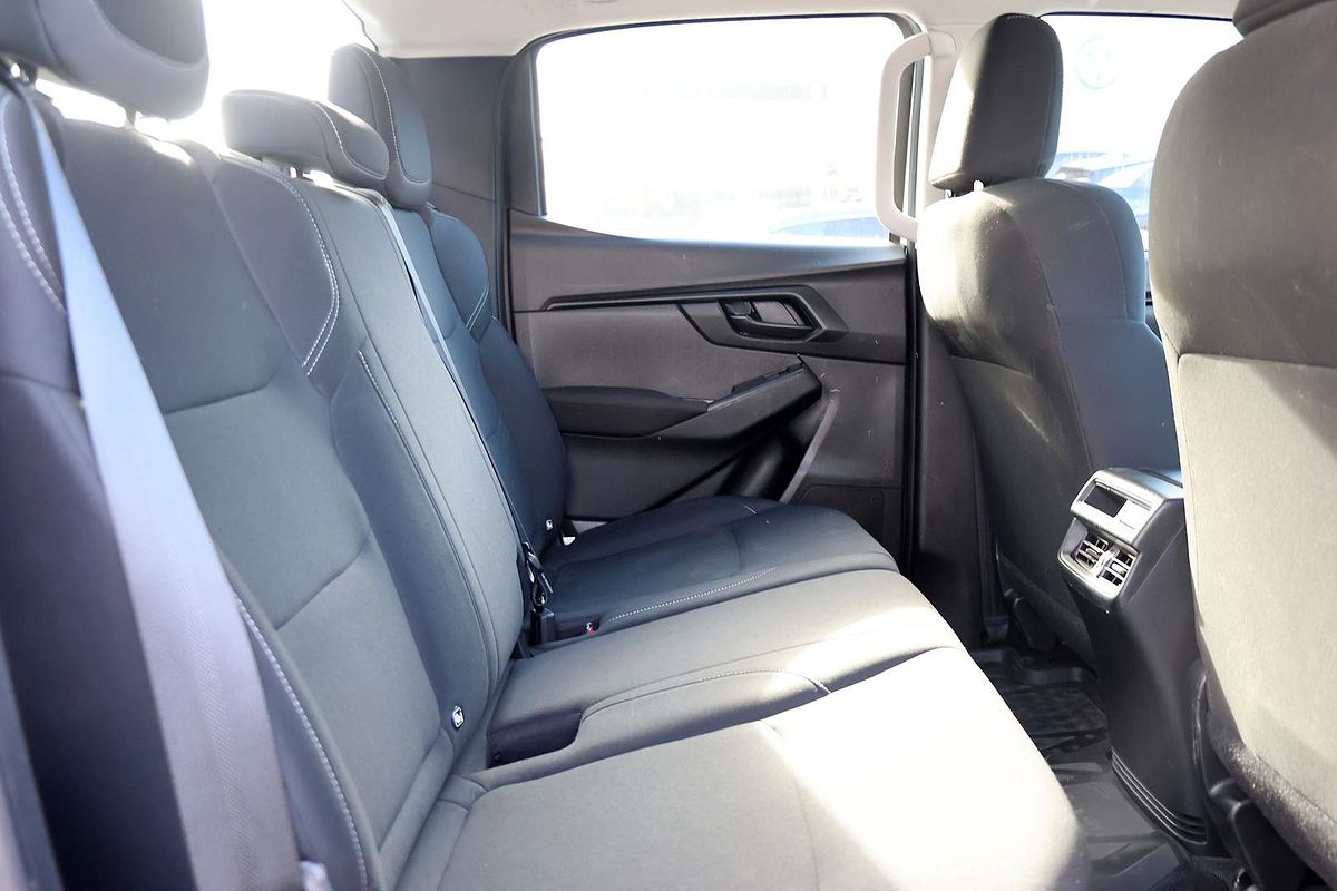 2023 Isuzu D-MAX SX 4X4