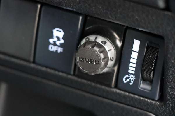 2023 Isuzu D-MAX SX 4X4
