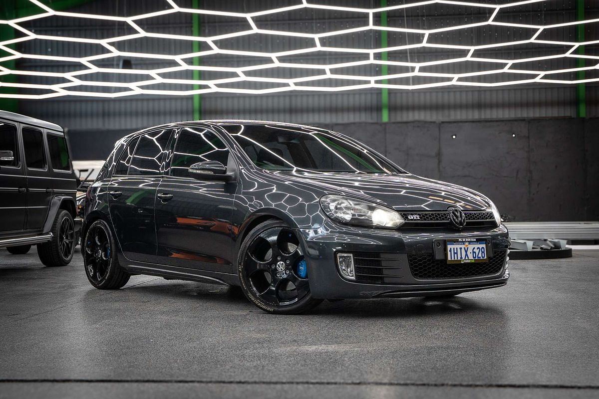 2010 Volkswagen Golf GTI VI