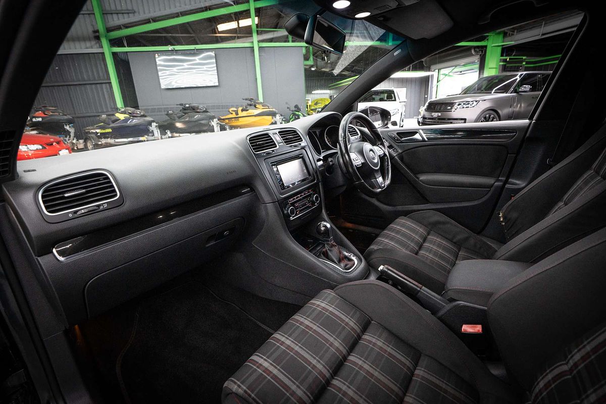 2010 Volkswagen Golf GTI VI
