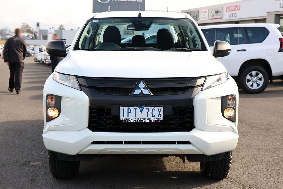 2019 Mitsubishi Triton GLX+ MR 4X4