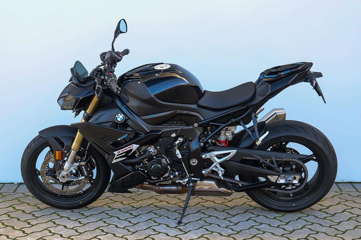 2025 BMW S 1000 R Sport S 1000