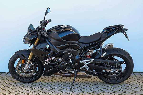 2025 BMW S 1000 R Sport S 1000