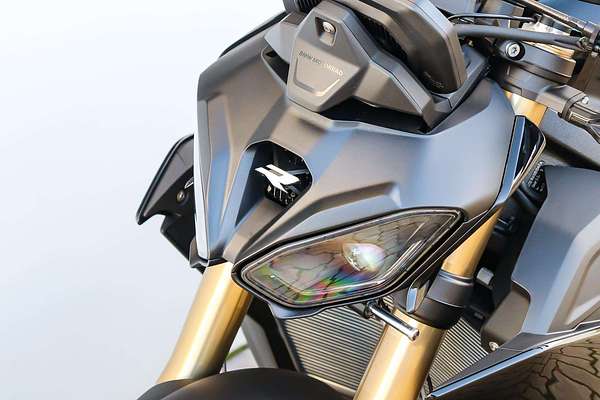 2025 BMW S 1000 R Sport S 1000