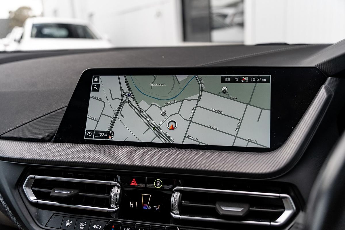 2022 BMW 2 Series 220i M Sport F44