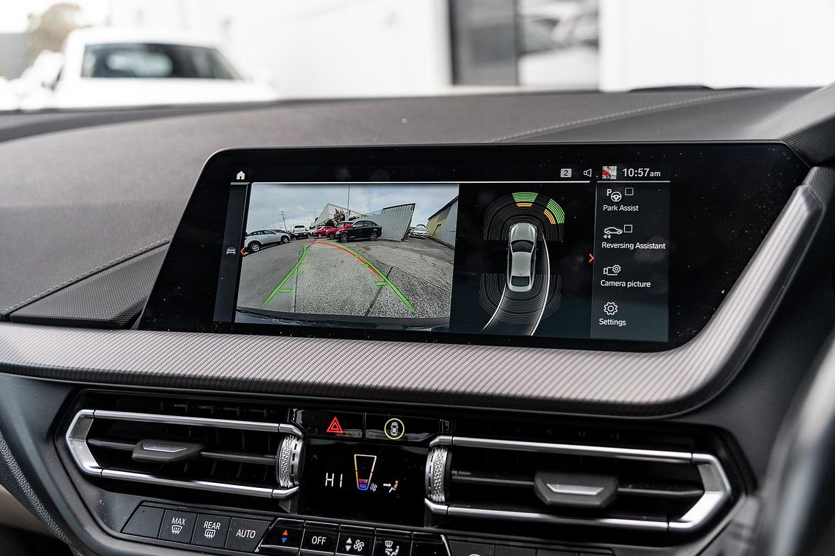 2022 BMW 2 Series 220i M Sport F44