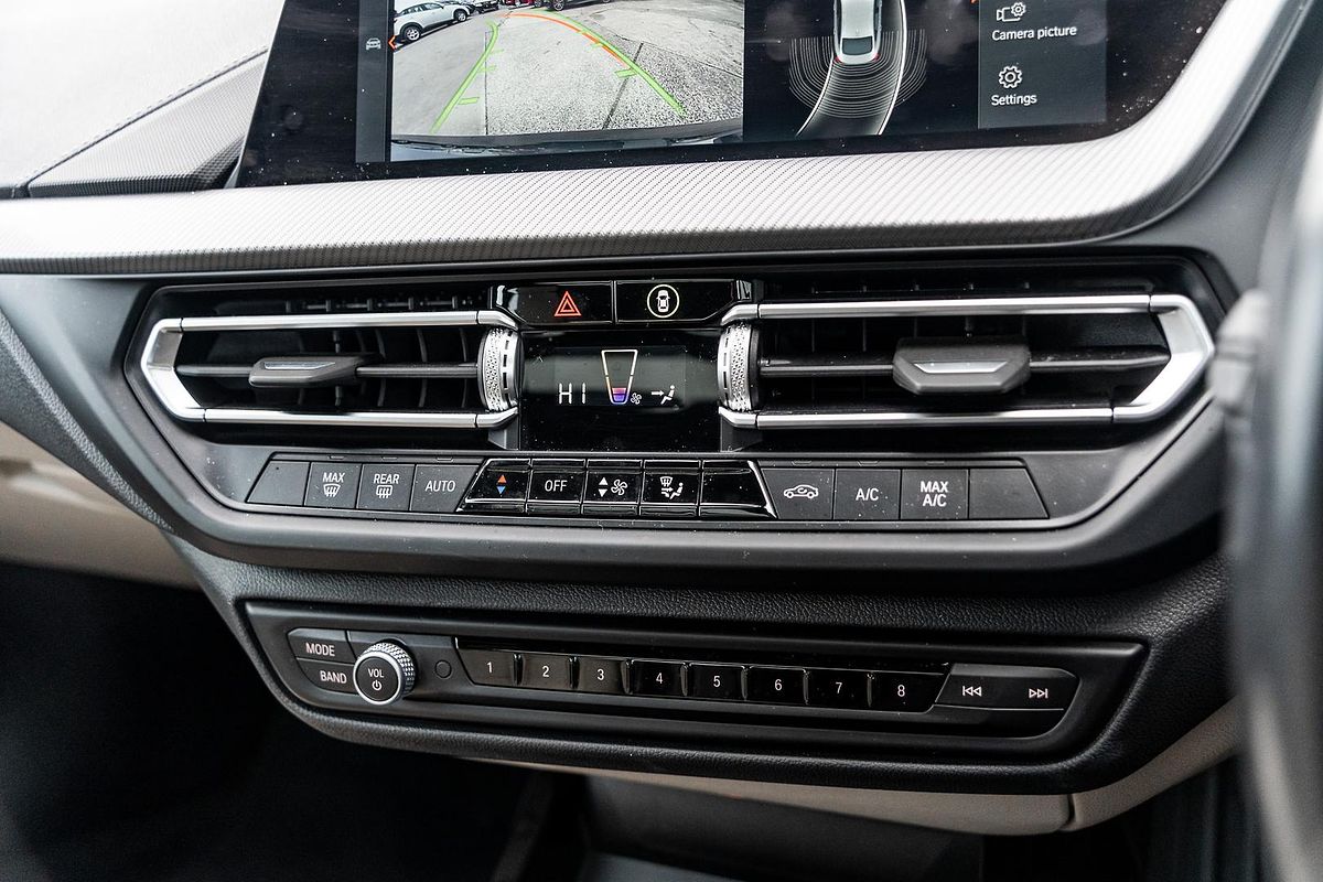 2022 BMW 2 Series 220i M Sport F44