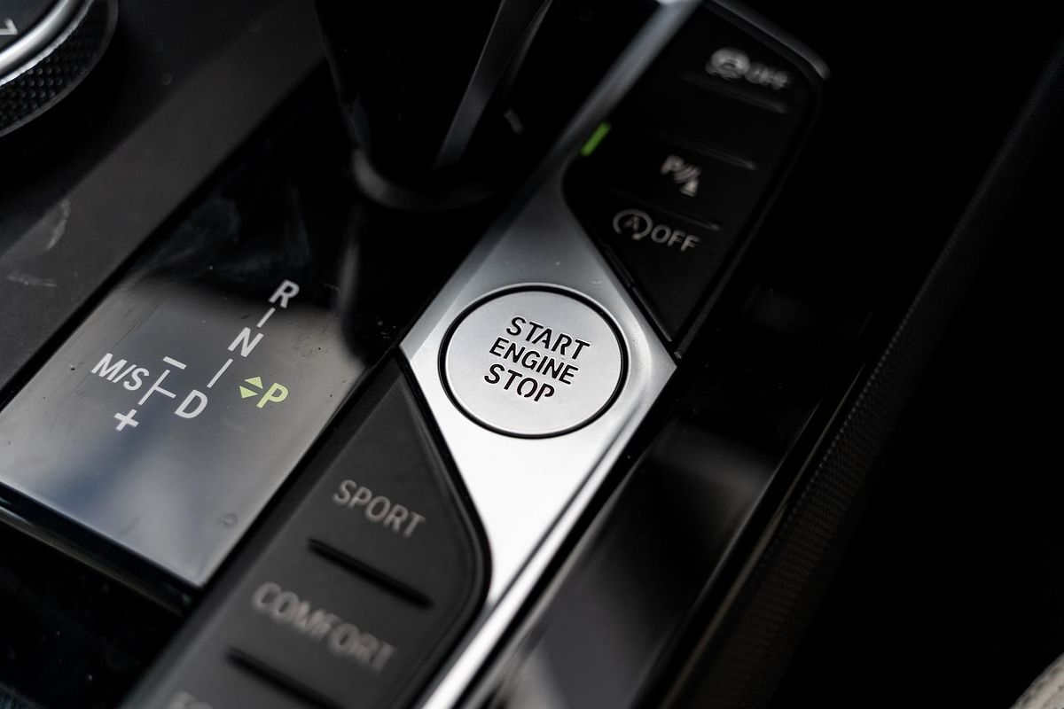 2022 BMW 2 Series 220i M Sport F44
