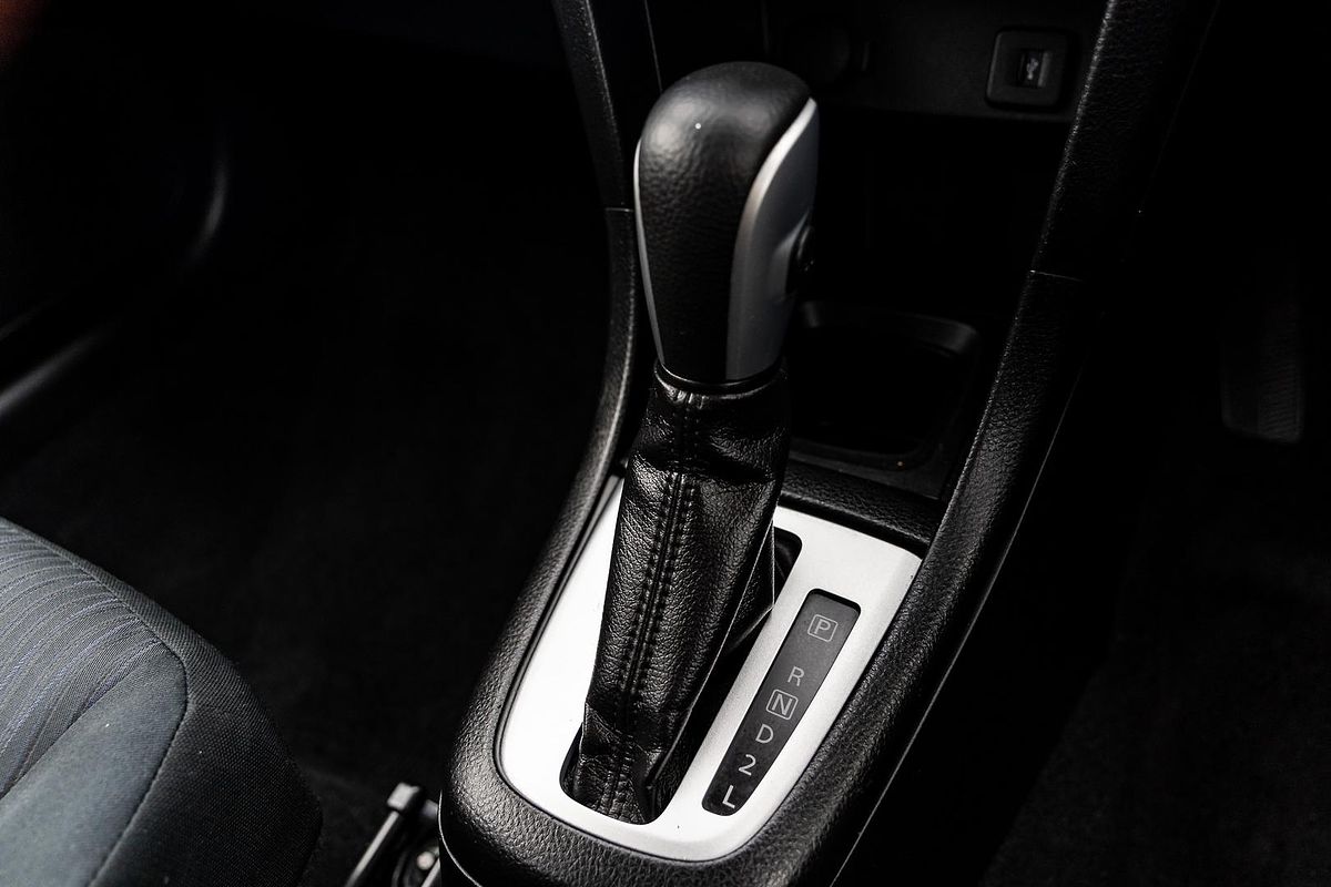 2013 Suzuki Swift GL FZ
