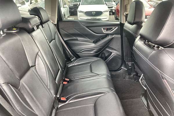 2019 Subaru Forester 2.5i-S S5