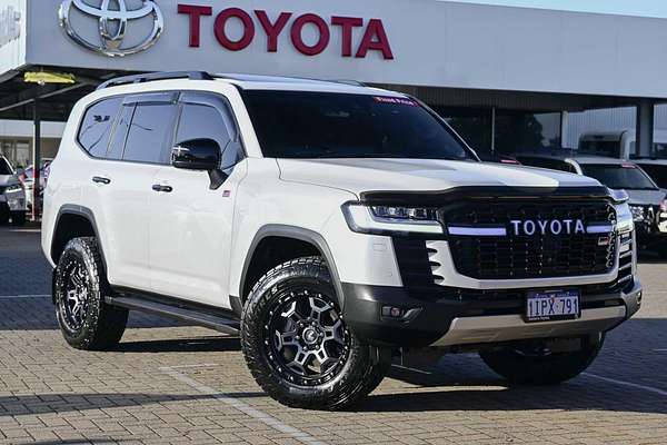 2024 Toyota Landcruiser GR Sport FJA300R