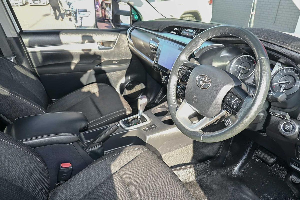 2021 Toyota Hilux SR5 GUN126R 4X4