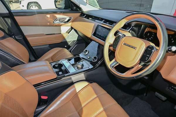 2019 Land Rover Range Rover Velar D240 SE L560