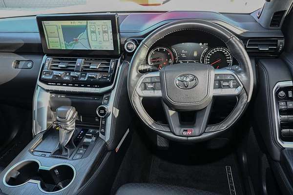 2024 Toyota Landcruiser GR Sport FJA300R