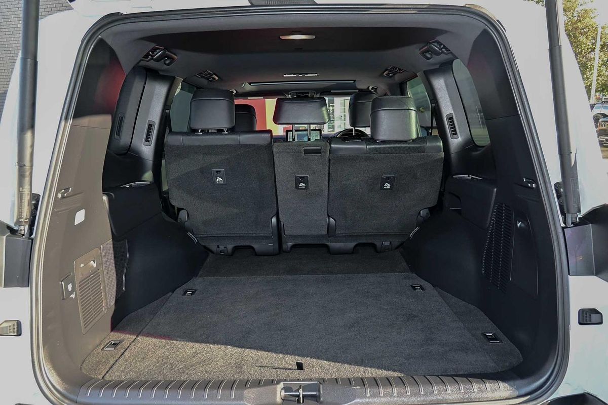 2024 Toyota Landcruiser GR Sport FJA300R
