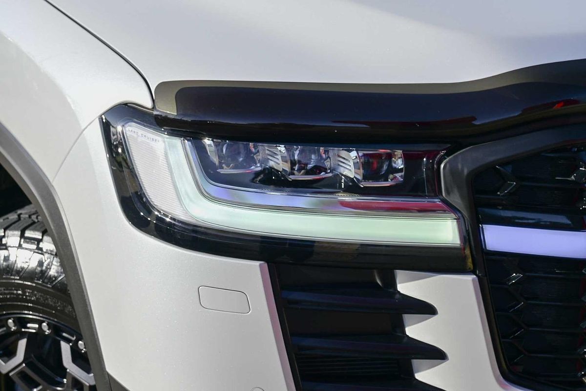 2024 Toyota Landcruiser GR Sport FJA300R