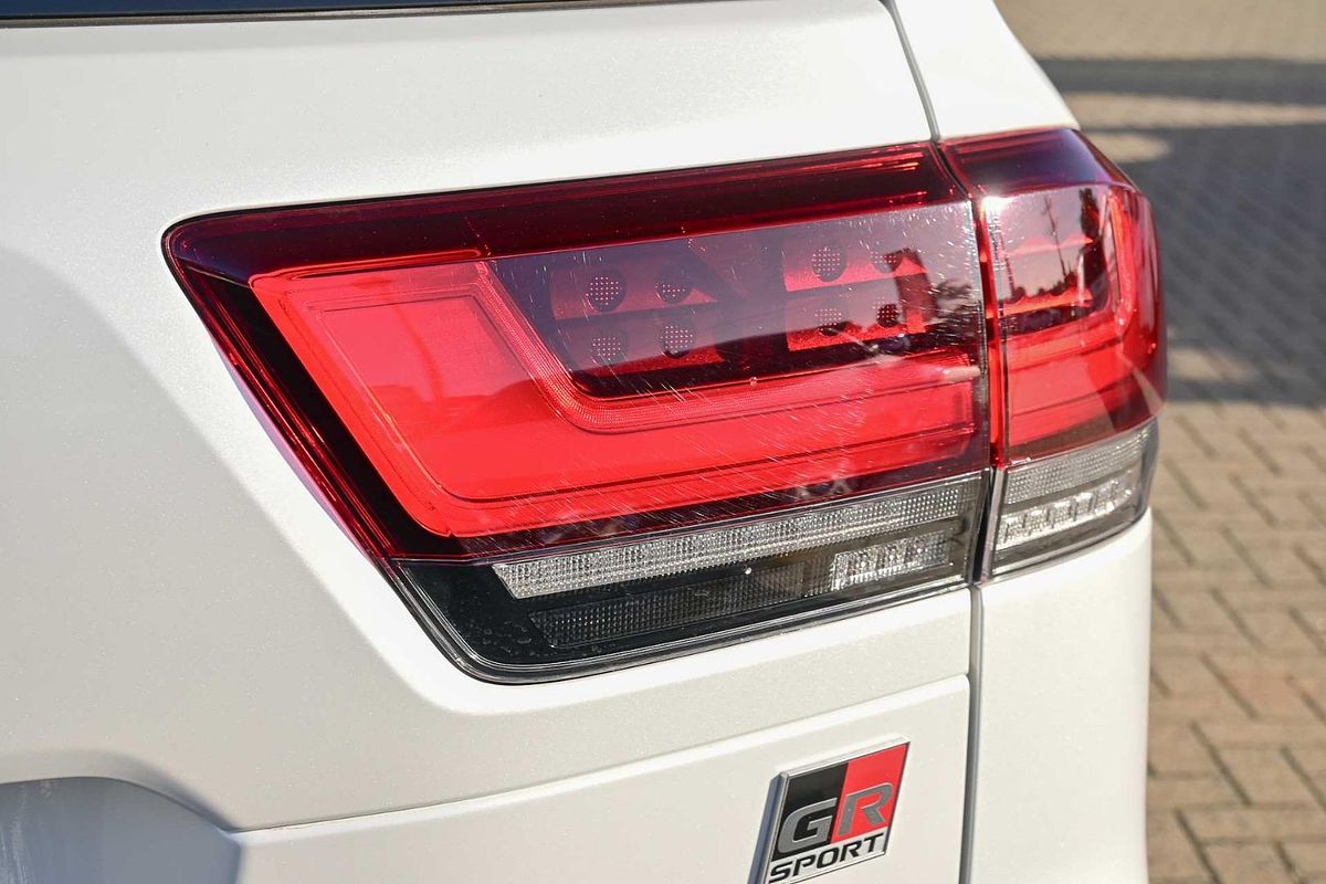 2024 Toyota Landcruiser GR Sport FJA300R