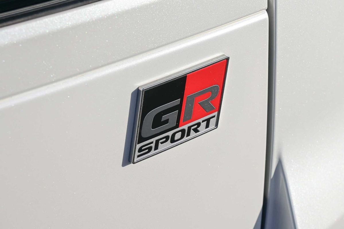 2024 Toyota Landcruiser GR Sport FJA300R
