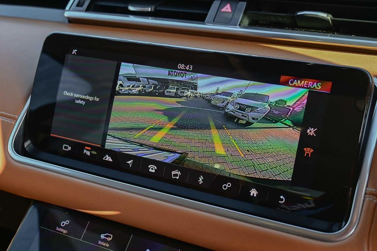 2019 Land Rover Range Rover Velar D240 SE L560