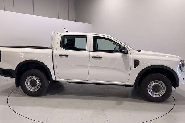 2024 Ford Ranger XL 4X4 2.0L