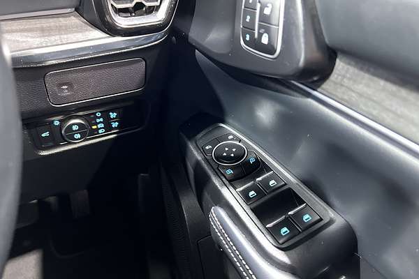 2024 Ford Everest Platinum 3.0L