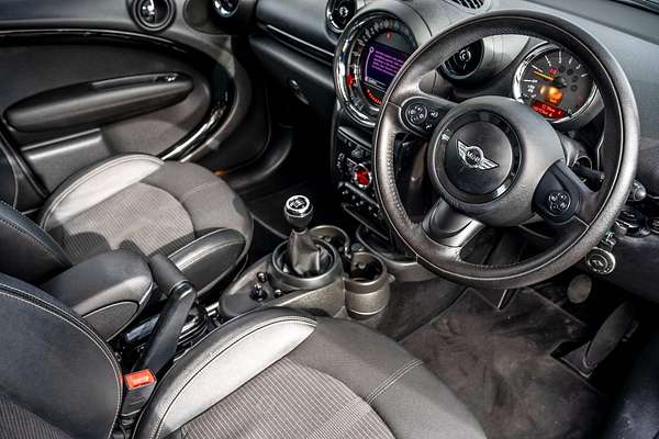 2015 MINI Countryman Cooper R60