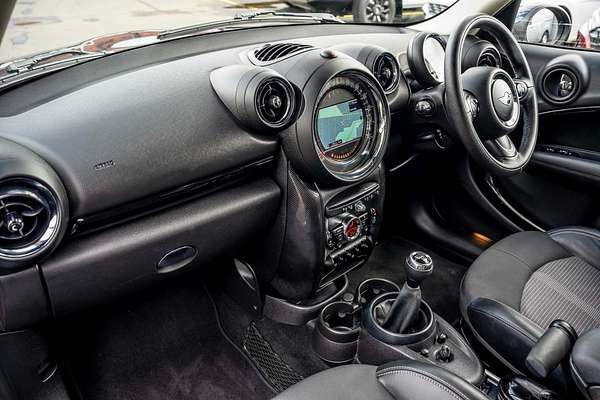 2015 MINI Countryman Cooper R60