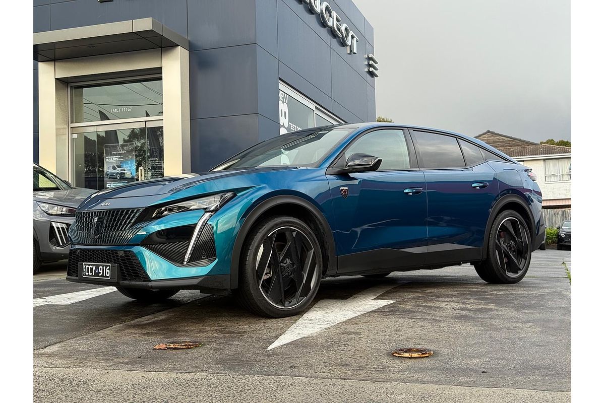 2023 Peugeot 408 GT Plug-In Hybrid P54