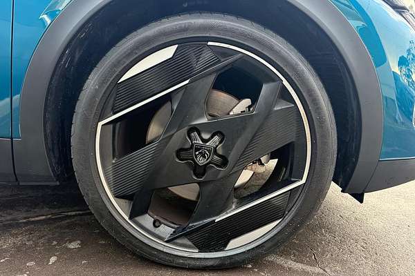 2023 Peugeot 408 GT Plug-In Hybrid P54