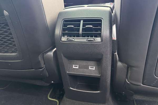 2023 Peugeot 408 GT Plug-In Hybrid P54